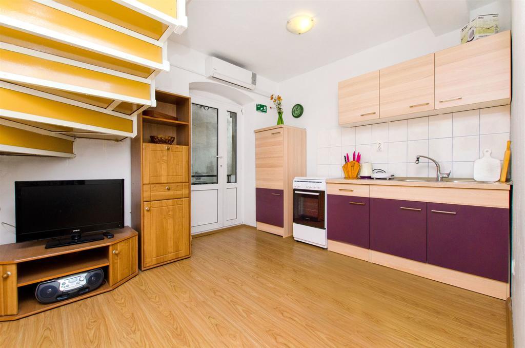 Apartment Mandic Omis Luaran gambar